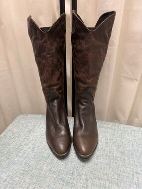 Acme Brown Leather Western Cowboy Boots Embossed Tall Shaft Vintage